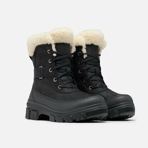Sorel Black Tivoli V Parc Waterproof Women’s Winter Boots - size 9.5, fits small